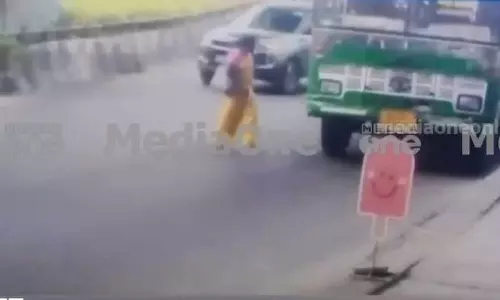 bus accident, Kochi bus accident ,driver arrested