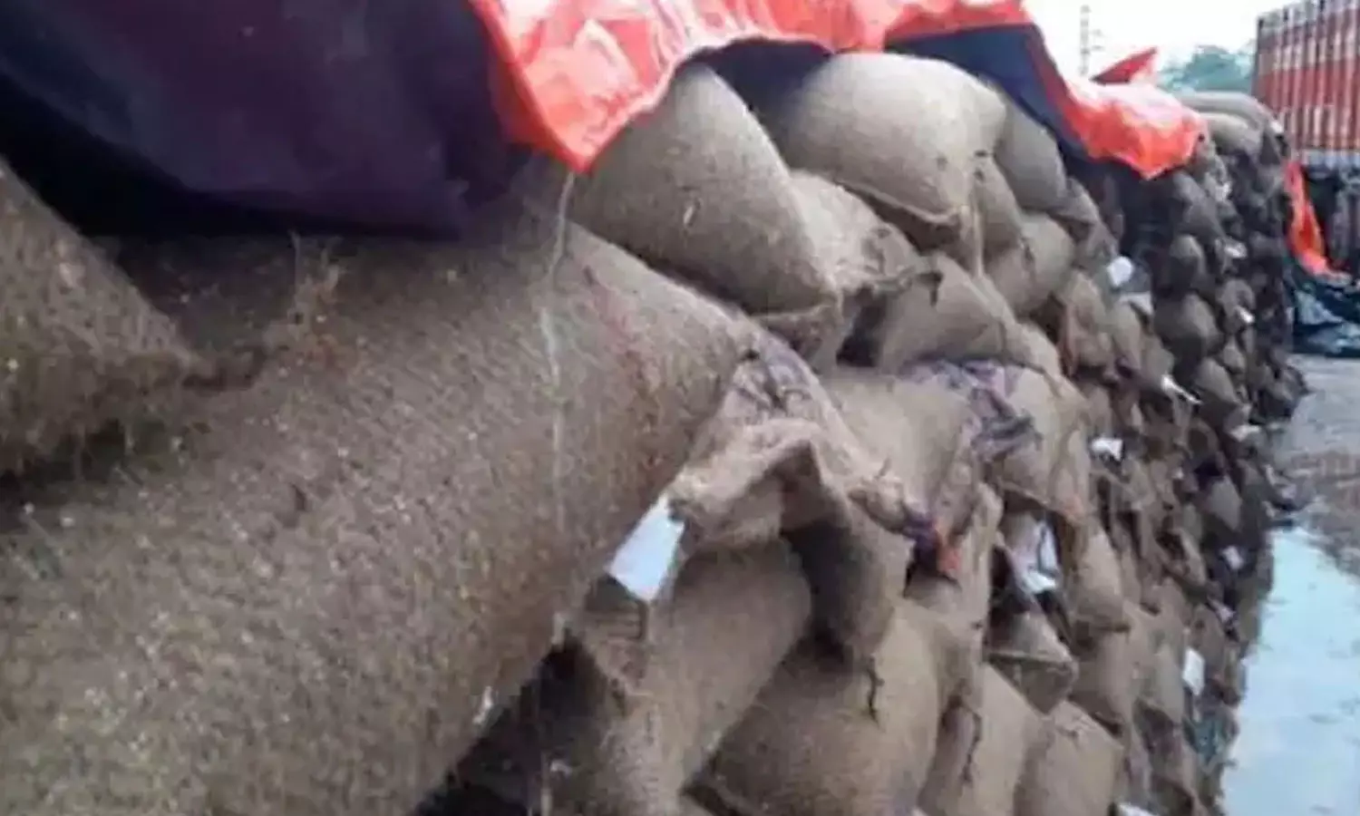 Worker strike, valiyathura, FCI godown, labour officer, Worker strike, valiyathura, FCI godown, labour officer,