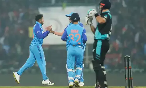 അഹമ്മദാബാദ് ടി20യിൽ ഇന്ത്യക്ക് ബാറ്റിങ്: ചഹലിന് പകരം ഉംറാൻ മാലിക്