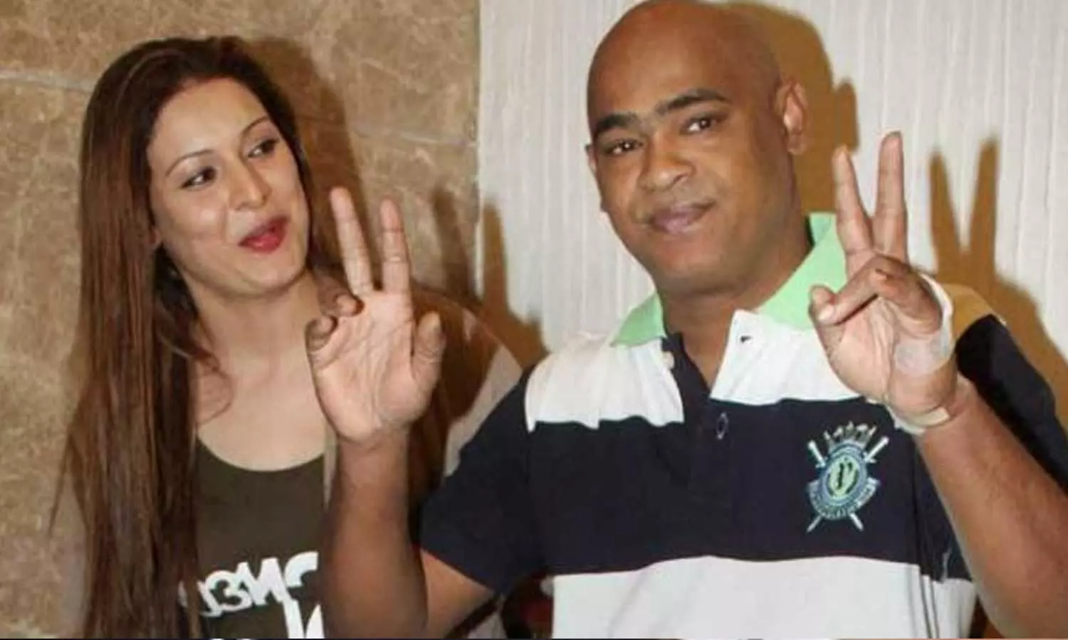 മദ്യപിച്ച് കുക്കിങ് പാൻ കൊണ്ട് ഭാര്യയുടെ തലക്കടിച്ചു; മുൻ ക്രിക്കറ്റ് താരം വിനോദ് കാംബ്ലിക്കെതിരെ കേസ്