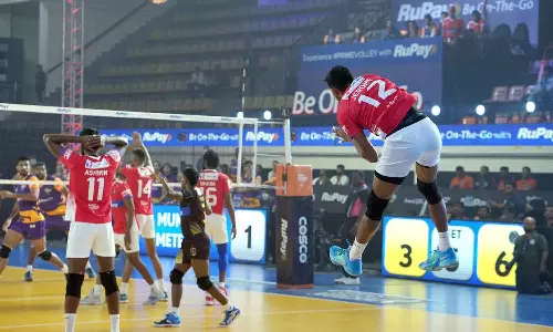 ചെമ്പടയാട്ടം; പ്രൈം വോളി ലീഗില്‍ കാലിക്കറ്റ് ഹീറോസിന് വിജയത്തുടക്കം