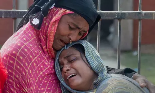 ബാല വിവാഹം: അസമിൽ വ്യാപക അറസ്റ്റ്; മൂന്നു ദിവസത്തിനിടെ അറസ്റ്റിലായത് 2,278 പേർ ബാല വിവാഹം: അസമിൽ വ്യാപക അറസ്റ്റ്; മൂന്നു ദിവസത്തിനിടെ അറസ്റ്റിലായത് 2,278 പേർ