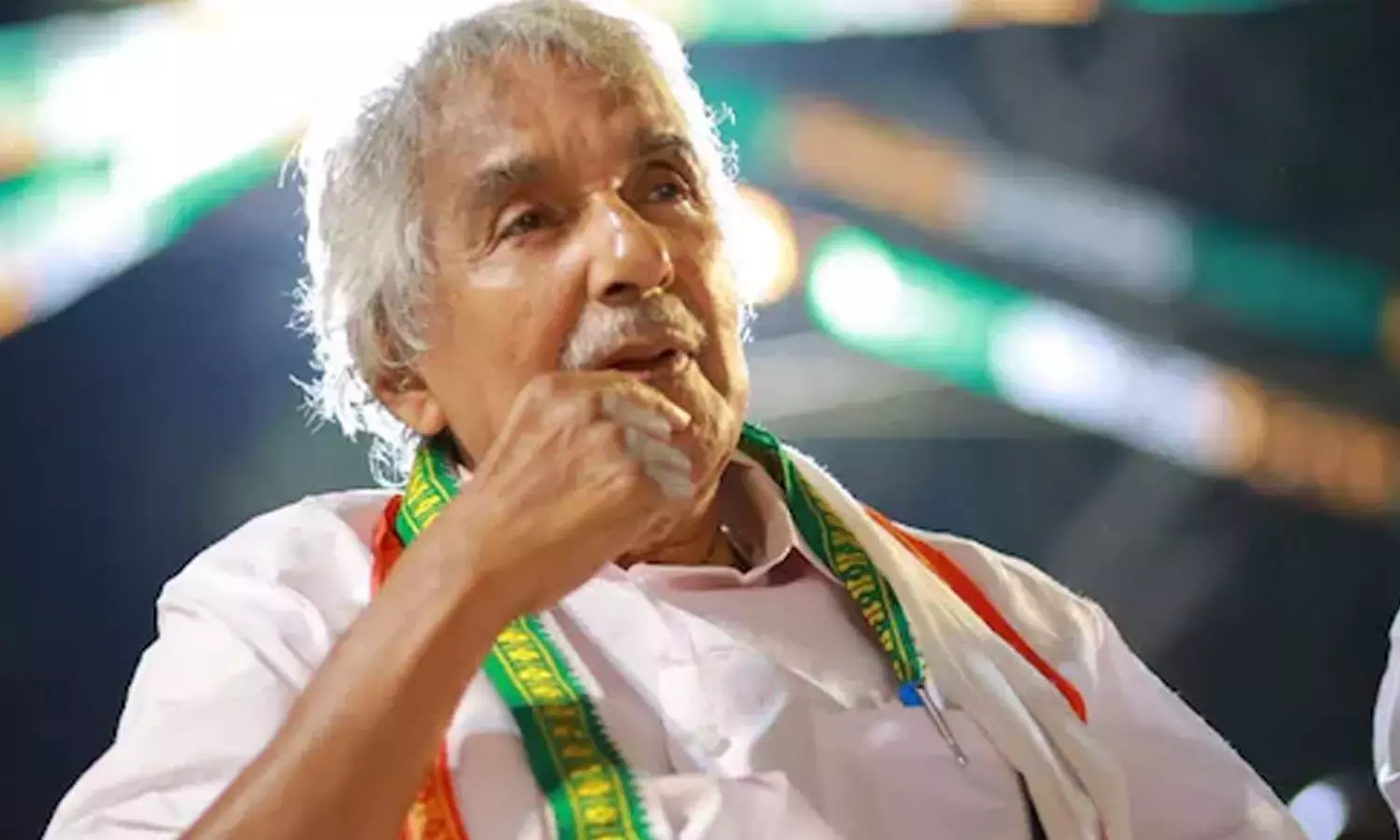 Health Minister, Veena George,  visit, Oommen Chandy ,HEALTH CONDIOTION,