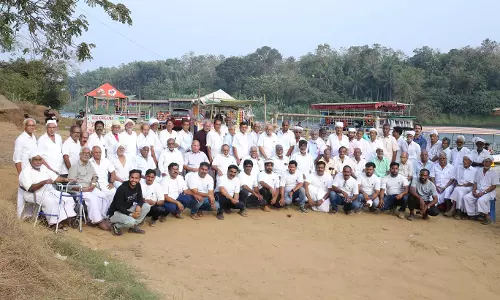 മുതിർന്ന പൗരന്മാരെ ചേർത്തുപിടിച്ച് ഓമശ്ശേരി   ബ്രദേഴ്‌സ് അസോസിയേഷൻ ഖത്തർ