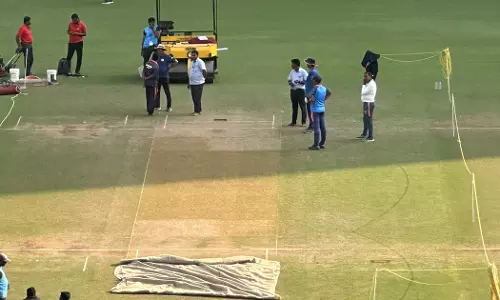 ഇന്ത്യയ്ക്ക് അനുകൂല പിച്ചൊരുക്കുന്നു; ആരോപണവുമായി ഓസീസ് മാധ്യമങ്ങളും ക്രിക്കറ്റ് നിരീക്ഷകരും ഇന്ത്യയ്ക്ക് അനുകൂല പിച്ചൊരുക്കുന്നു; ആരോപണവുമായി ഓസീസ് മാധ്യമങ്ങളും ക്രിക്കറ്റ് നിരീക്ഷകരും