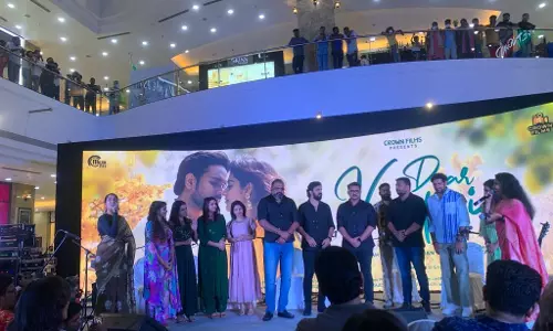 ലുലു മാളിലും കേരളത്തിലെ കോളേജുകളിലും ആഘോഷ നിമിഷങ്ങളുമായി ഡിയർ വാപ്പി ടീം