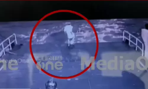 ഭാര്യയെ കൊന്ന ശേഷം ഭര്‍ത്താവ് കായലില്‍ ചാടി ജീവനൊടുക്കി