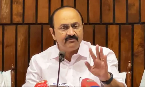 കെ.ടി.യുവിൽ ഇടത് സിൻഡിക്കേറ്റ് അംഗങ്ങൾ അനധികൃതമായി തുടരുന്നു; ഗുരുതര ആരോപണവുമായി വി.ഡി സതീശൻ