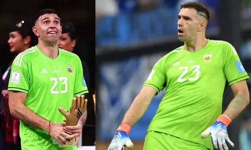 emilianomartinezcontroversialgesture, emimartinezgoldenglovecelebration