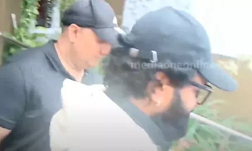 varaha roopam copy right case rishab shetty questioned at kozhikode town station