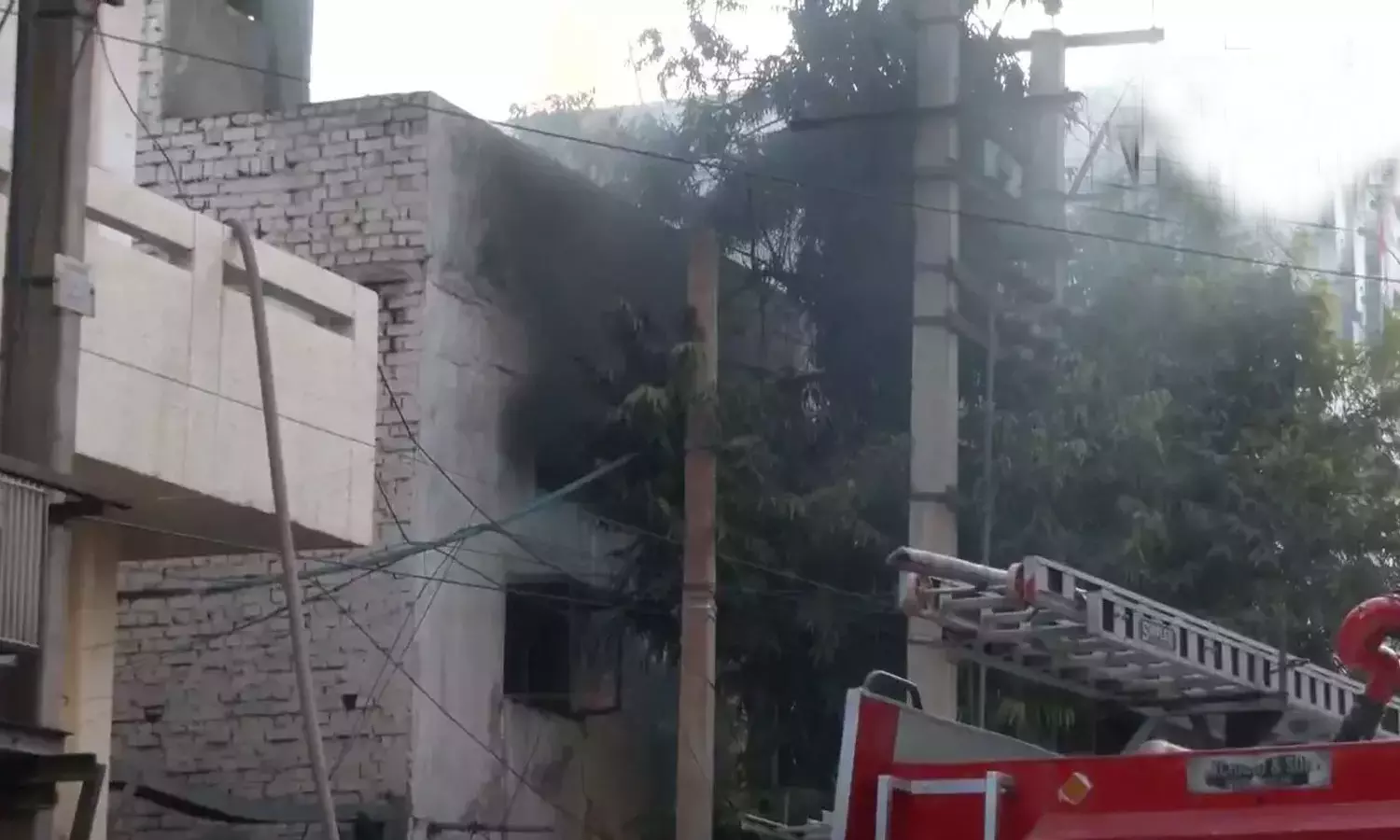 ഡൽഹിയിൽ ഫാക്ടറിയിൽ തീപിടിത്തം