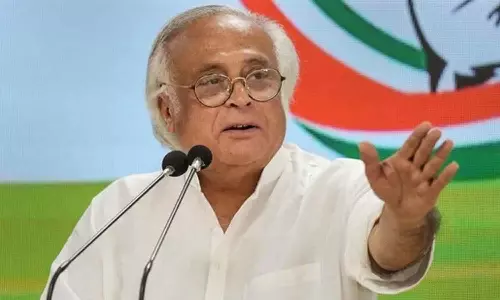 വിനാശകാലേ വിപരീത ബുദ്ധി; ബി.ബി.സി ഓഫീസ് റെയ്ഡിനെതിരെ കോൺഗ്രസ് വിനാശകാലേ വിപരീത ബുദ്ധി; ബി.ബി.സി ഓഫീസ് റെയ്ഡിനെതിരെ കോൺഗ്രസ്