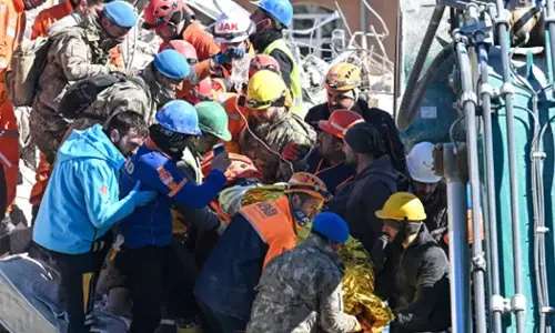 Earthquake: Girl rescued after 248 hours in Turkey