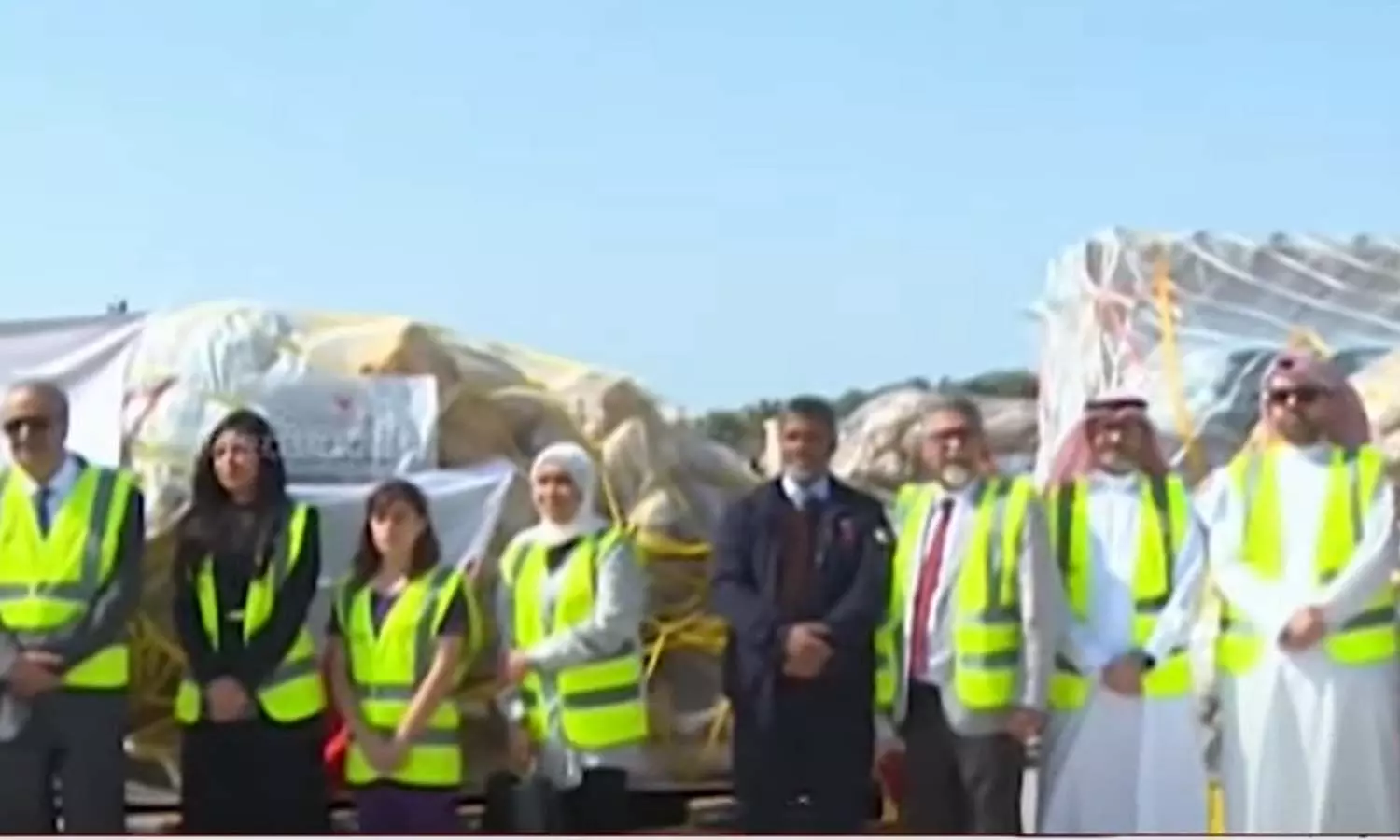 ഭൂകമ്പ ദുരിത ബാധിതർക്ക് ബഹ്റൈന്റെ കാരുണ്യ സ്‌പർശം; ആദ്യഘട്ട സഹായം കൈമാറി