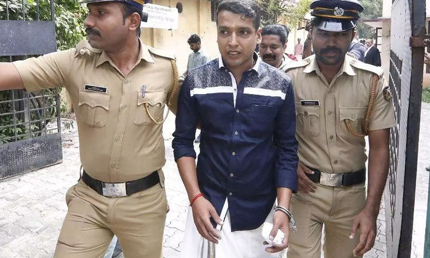 Actress assault case, Pulsar Suni, appear in person, VIDEO CONFERENCE,