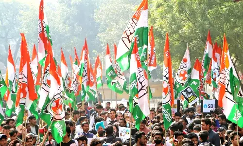 Chief Minister,  protesters, Youth congress, complaint,