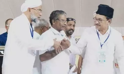 സിഐസി ജനറൽ സെക്രട്ടറി സ്ഥാനം; ഹക്കീം ഫൈസി- സാദിഖലി തങ്ങൾ  കൂടിക്കാഴ്ച  പാണക്കാട്