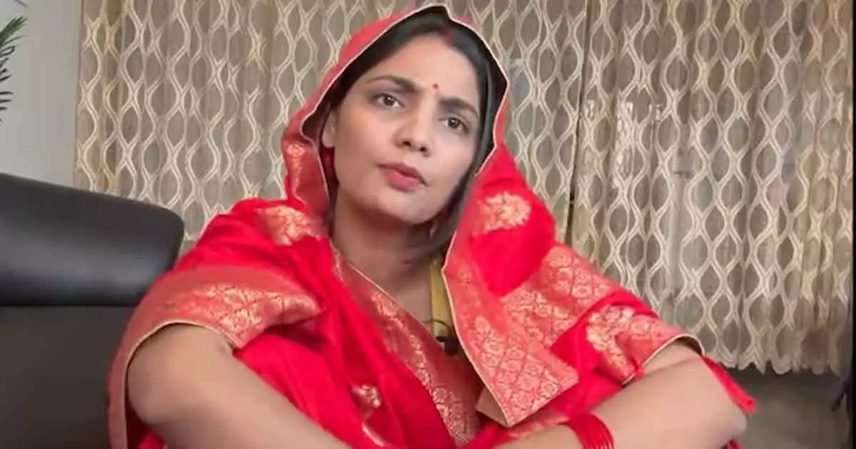 Neha Singh Rathore about viral song against up government Neha Singh Rathore about viral song against up government