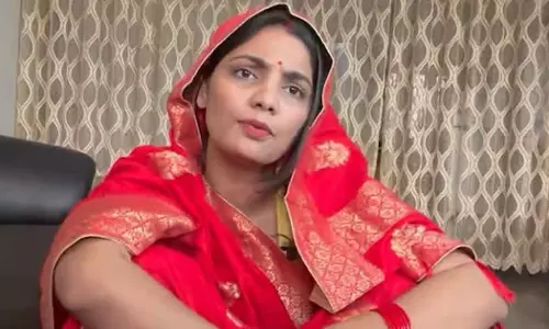 Neha Singh Rathore about viral song against up government