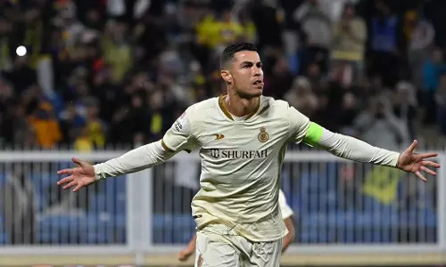 ക്രിസ്റ്റ്യാനോ റൊണാൾഡോക്ക് കരിയറിൽ 62ാം ഹാട്രിക്; ഇന്നത്തെ ട്വിറ്റർ ട്രെൻഡിംഗുകൾ...