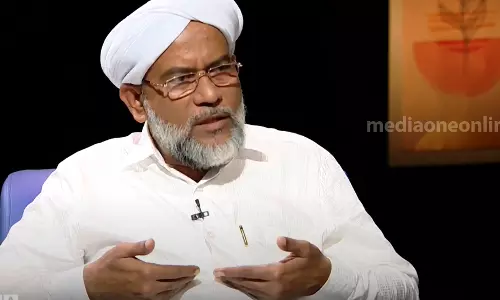 സമസ്തയിൽ നുഴഞ്ഞുകയറാൻ സിപിഎം ശ്രമം: ഹകീം ഫൈസി ആദൃശ്ശേരി സമസ്തയിൽ നുഴഞ്ഞുകയറാൻ സിപിഎം ശ്രമം: ഹകീം ഫൈസി ആദൃശ്ശേരി