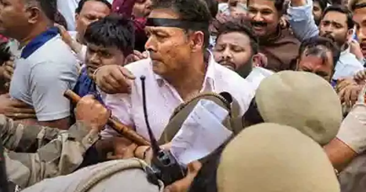 AAP protest against Manish Sisodia arrest in delhi