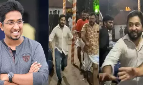 vineeth sreenivasan  varanad music show