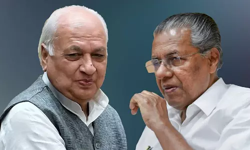 arif mohammed ghan, pinarayi vijayan,kerala politics
