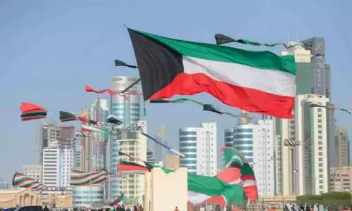 വാനിൽ വർണ്ണ വിസ്മയം തീർത്ത് കുവൈത്ത് ദേശീയ-വിമോചന ആഘോഷങ്ങൾക്ക് സമാപനം