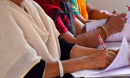 ഹയർ സെക്കൻഡറി മൂല്യനിർണയ ക്യാമ്പിൽ പങ്കെടുക്കാത്ത അധ്യാപകർക്കെതിരെ നടപടി തുടങ്ങി;  1962  പേര്‍ക്ക് കാരണം  കാണിക്കൽ നോട്ടീസ് നല്‍കി