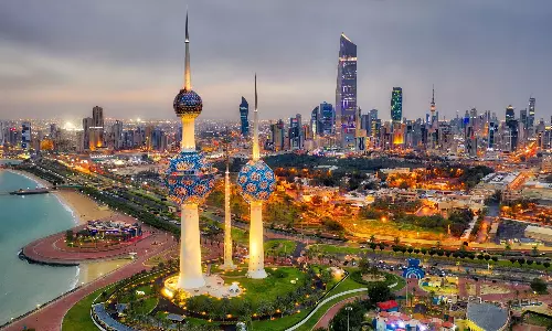 സ്വദേശിവല്‍ക്കരണം; കുവൈത്തില്‍ നിന്നും കഴിഞ്ഞ വര്‍ഷം മാത്രം തിരികെ പോയത് ഒന്നര ലക്ഷത്തിലേറെ പ്രവാസികള്‍