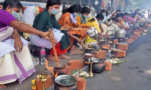 ആറ്റുകാൽ പൊങ്കാലയ്ക്കൊരുങ്ങി തിരുവനന്തപുരം നഗരം