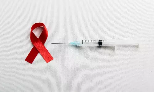 UP girl tests HIV positive, doctor uses same syringe for several patients UP girl tests HIV positive, doctor uses same syringe for several patients