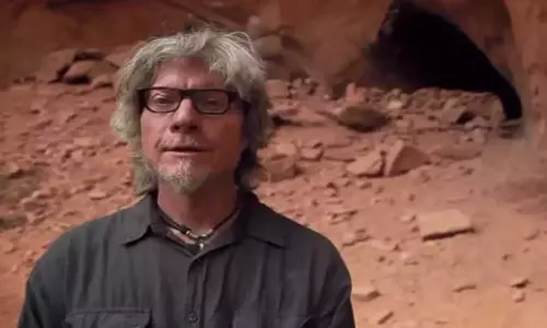 modern-life,man lives in cave,viral news today,WORLD,viral news,latest news malayalam