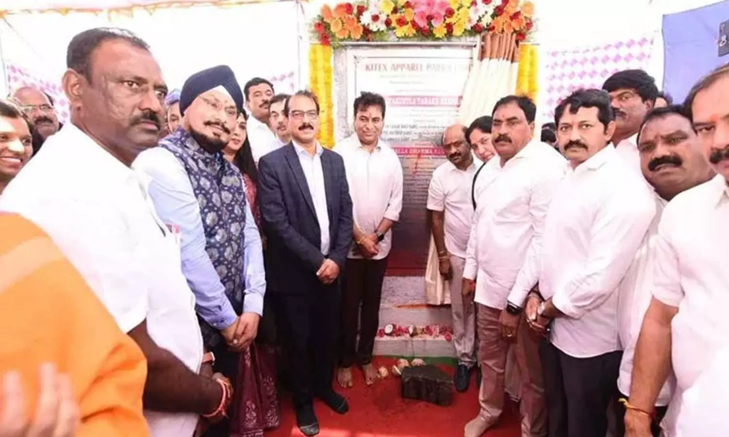 farmersagainstKitexinTelangana, KitexgarmentmanufacturingunitTelangana, farmersagainstTelanganaKitexlandacquisition