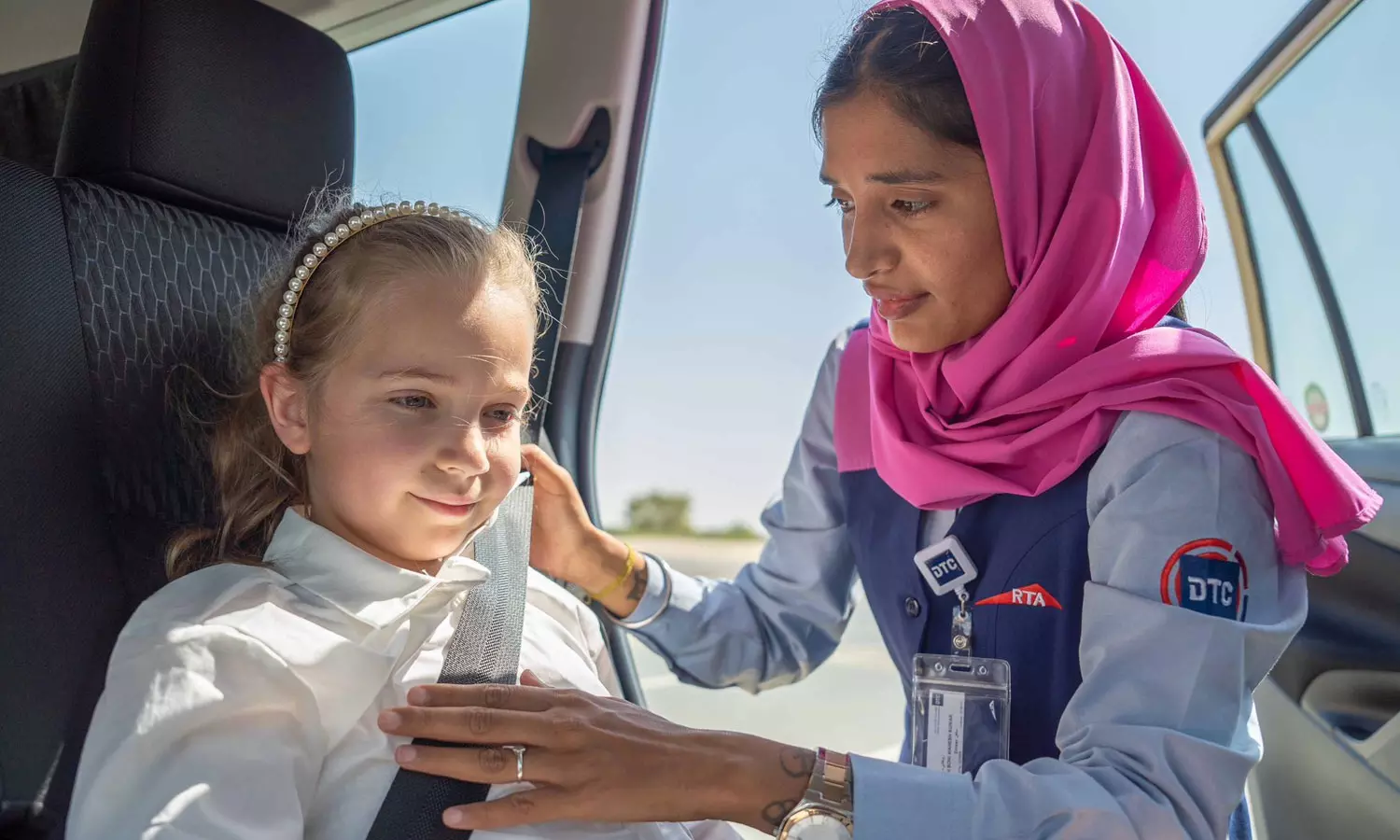 സ്കൂൾ യാത്രയ്ക്ക് ടാക്സികൾ ബുക്ക് ചെയ്യാം; ഇൻ-സേഫ് ഹാൻഡ്സ് സേവനം ഡി.ടി.സി ആപ്പിൽ സ്കൂൾ യാത്രയ്ക്ക് ടാക്സികൾ ബുക്ക് ചെയ്യാം; ഇൻ-സേഫ് ഹാൻഡ്സ് സേവനം ഡി.ടി.സി ആപ്പിൽ