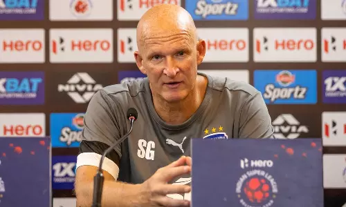 സൂപ്പർ കപ്പിൽ ബ്ലാസ്റ്റേഴ്‌സുമായി പോരാട്ടം; ആദ്യം ചിരിയാണ് വന്നതെന്ന് ബംഗളൂരു പരിശീലകൻ