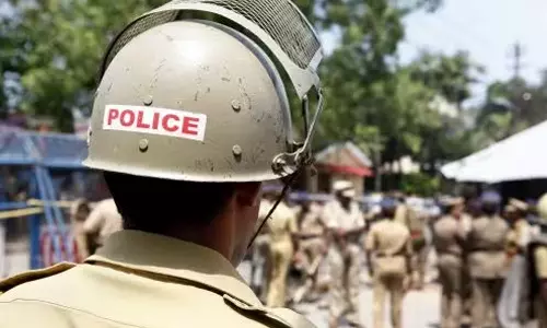 fight between two policemen, send-off party, breaking news malayalam