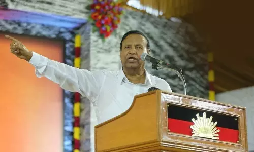 TR Balu met Nithish kumar