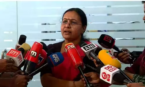 Mask mandatory in Kochi; Veena George says that should special attention to children and pregnant women, breaking news, കൊച്ചിയിൽ മാസ്‌ക നിർബന്ധം; കുട്ടികൾ, ഗർഭിണികൾ പ്രത്യേകം ശ്രദ്ധിക്കണമെന്ന് വീണാ ജോർജ്, ബ്രേക്കിങ് ന്യൂസ്
