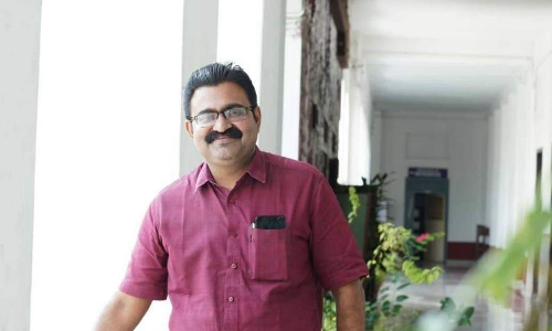 Brahmapuram, waste management contract company,  blacklisted, Kochi mayor,