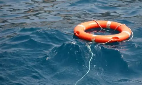 boat sinks off Madagascar