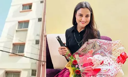 Airhostessdiesfallingfromflat, AirhostesscametomeetMalayaliboyfrienddiesfallingfromapartment, AirhostessArchanaDimandeath