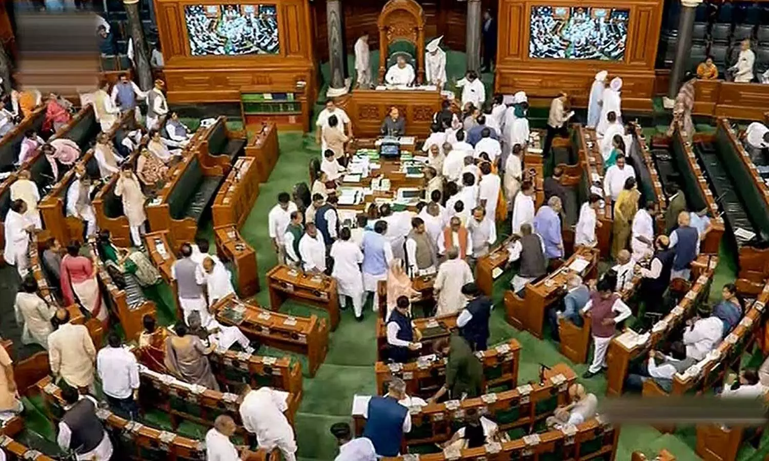 അദാനി വിഷയത്തിൽ പാർലമെന്റ് സ്തംഭിപ്പിച്ച് പ്രതിപക്ഷം; ജെപിസി അന്വേഷണം ആവശ്യപ്പെട്ട് ഇരുസഭകളിലും പ്രതിഷേധം അദാനി വിഷയത്തിൽ പാർലമെന്റ് സ്തംഭിപ്പിച്ച് പ്രതിപക്ഷം; ജെപിസി അന്വേഷണം ആവശ്യപ്പെട്ട് ഇരുസഭകളിലും പ്രതിഷേധം