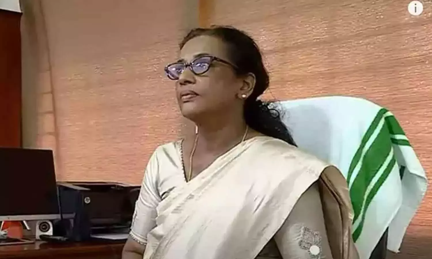 Further action on the show cause notice against sisa Thomas was barred, breaking news, സിസാ തോമസിനെതിരായ കാരണം കാണിക്കൽ നോട്ടീസിലെ തുടർനടപടികൾ വിലക്കി, ബ്രേക്കിങ് ന്യൂസ് Further action on the show cause notice against sisa Thomas was barred, breaking news, സിസാ തോമസിനെതിരായ കാരണം കാണിക്കൽ നോട്ടീസിലെ തുടർനടപടികൾ വിലക്കി, ബ്രേക്കിങ് ന്യൂസ്