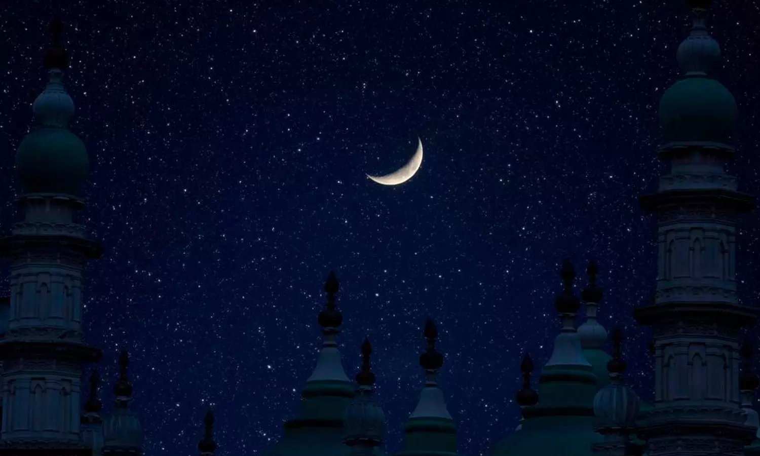 Начало рамадана луна. Ночь Рамадан. Небо Луна Рамадан. Рамазан ночью. Рамадан ночь фон.