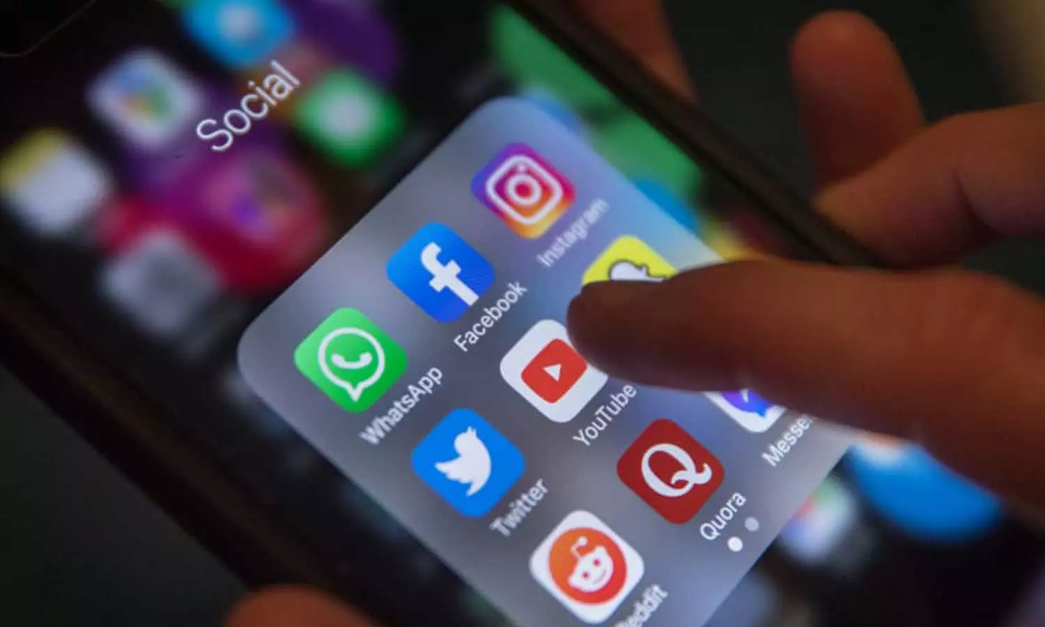 banonsharingchildrensphotosonsocialmedia, Childrensphotosonsocialmedia, French National Assembly, Childrensprivacyonsocialmedia banonsharingchildrensphotosonsocialmedia, Childrensphotosonsocialmedia, French National Assembly, Childrensprivacyonsocialmedia