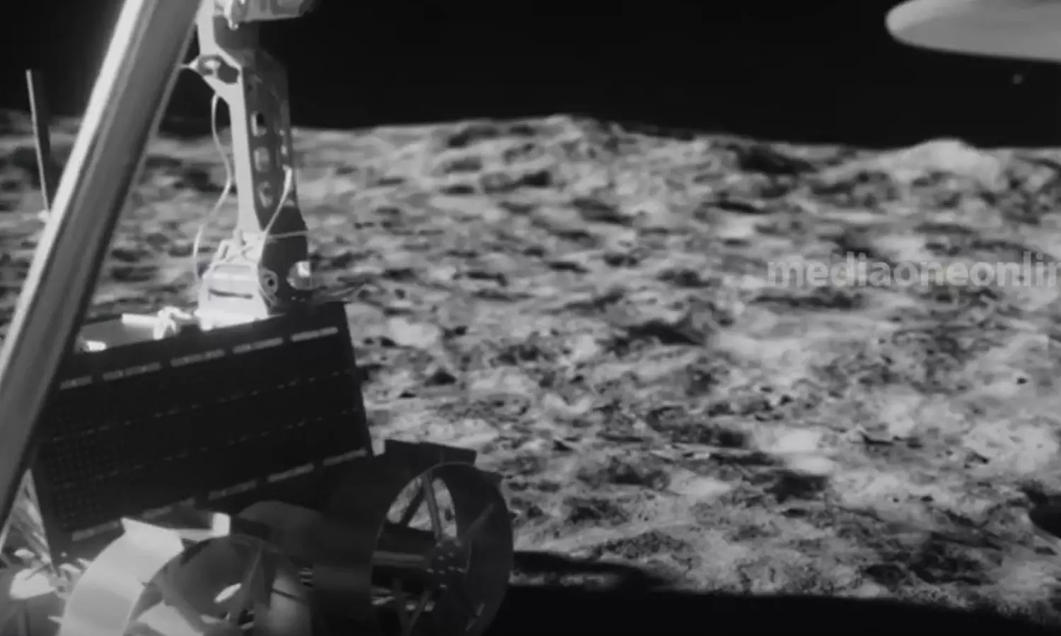 UAEs Rashid rover in lunar orbit UAEs Rashid rover in lunar orbit