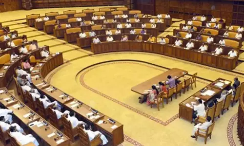 Opposition protests: Assembly adjourned indefinitely, cutting proceedings short,  breaking news malayalam