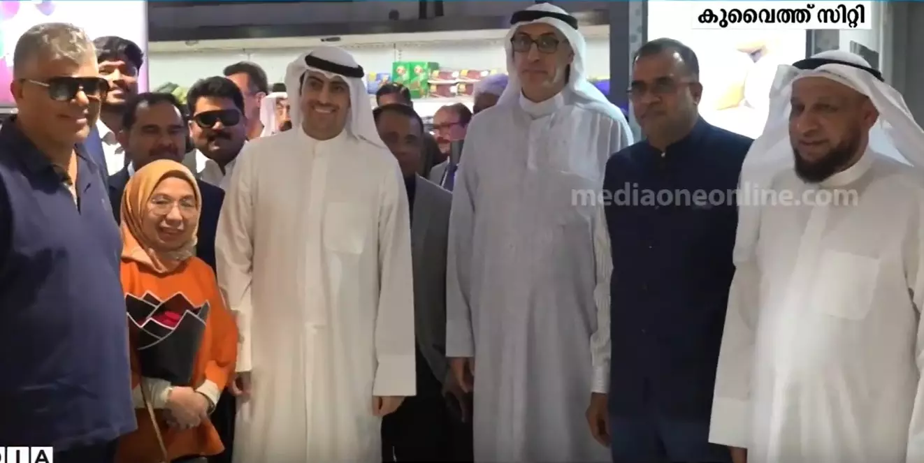 ഗ്രാൻഡ് ഹൈപ്പർമാർക്കറ്റിന്റെ പുതിയ ഔട്ട്ലറ്റ് മാലിയയിൽ പ്രവർത്തനം ആരംഭിച്ചു ഗ്രാൻഡ് ഹൈപ്പർമാർക്കറ്റിന്റെ പുതിയ ഔട്ട്ലറ്റ് മാലിയയിൽ പ്രവർത്തനം ആരംഭിച്ചു